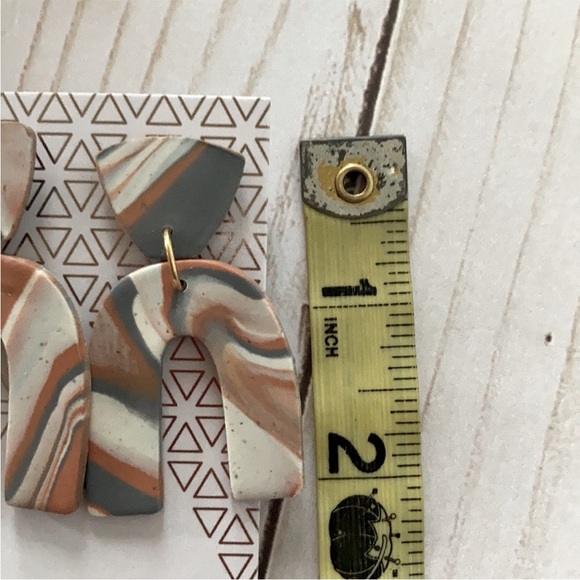 Horseshoe Dangle Earrings - Picture 5 of 6